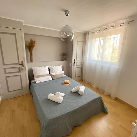 A Louer Haut De Villa 4 Pieces A Sainte-Maxime Golfe De St-Tropez エクステリア 写真