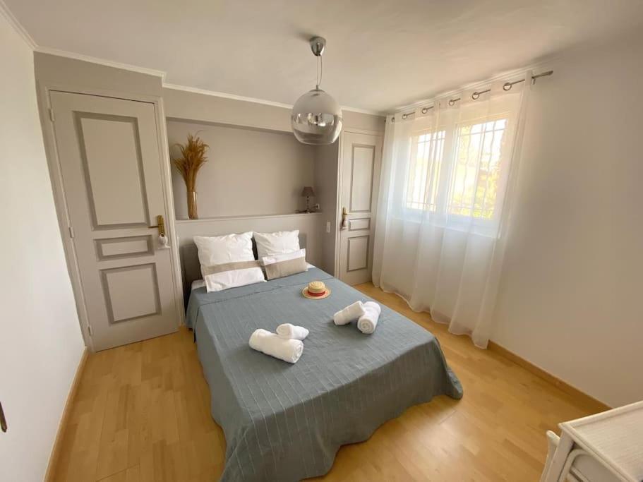 A Louer Haut De Villa 4 Pieces A Sainte-Maxime Golfe De St-Tropez エクステリア 写真