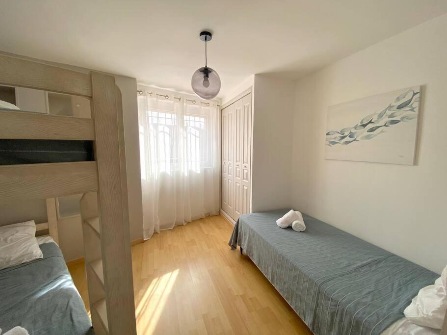 A Louer Haut De Villa 4 Pieces A Sainte-Maxime Golfe De St-Tropez エクステリア 写真